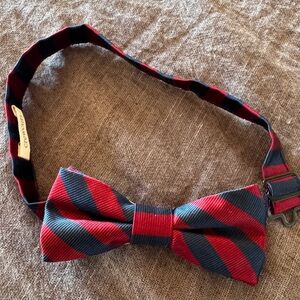 JCREW, CREWCUTS Adjustable bow tie blue/red stripe - EUC